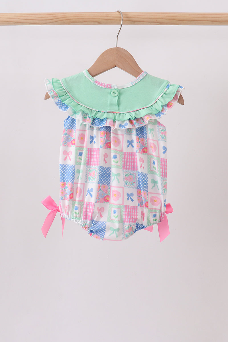 Green Bow Embroidered Checkered Bubble - 4