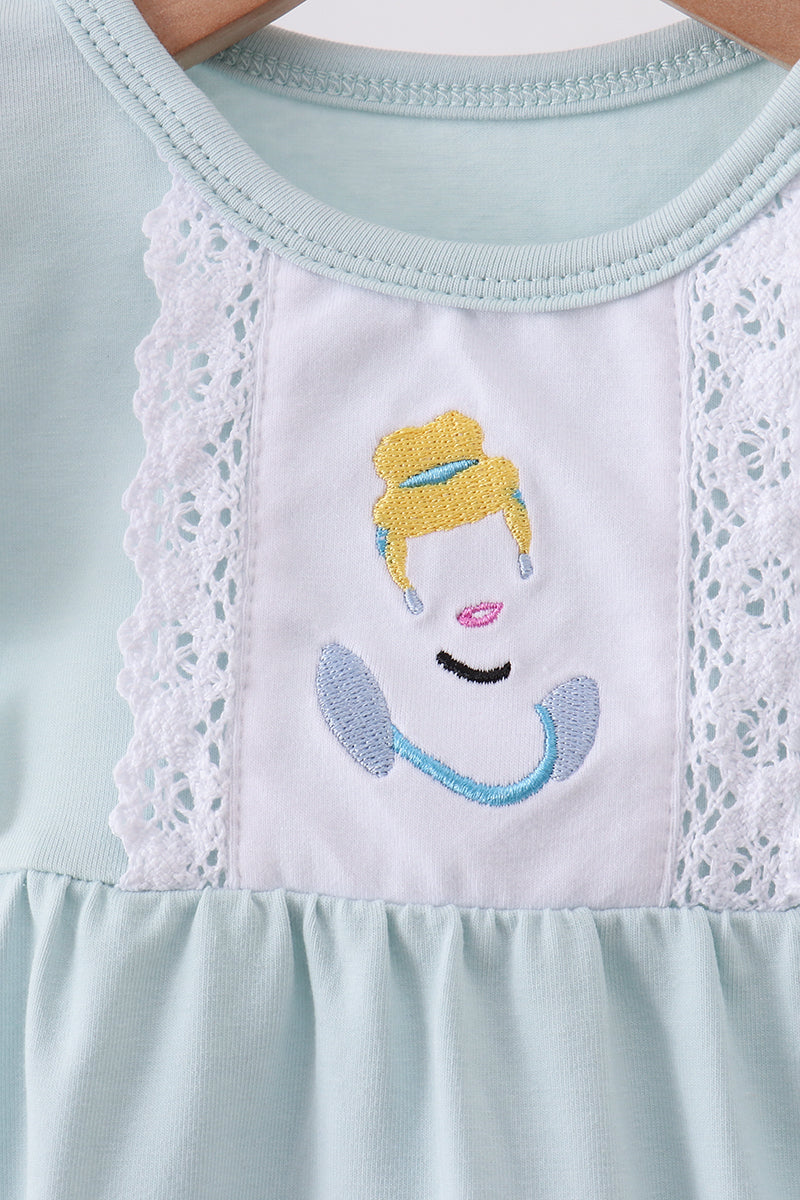 Light blue character embroidery ruffle bubble - 2