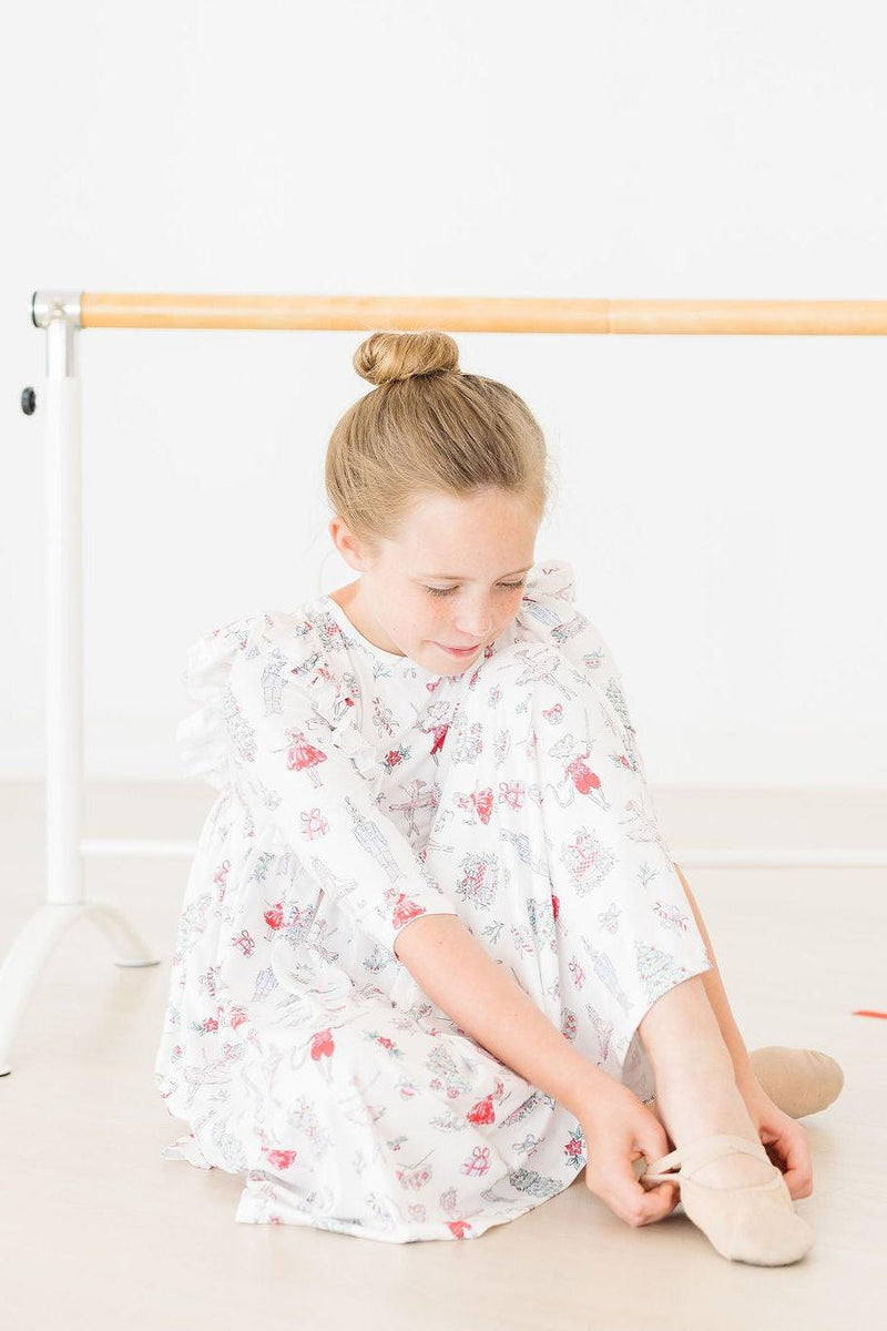 Clara's Christmas 3/4 Sleeve Ruffle Twirl Dress - 2